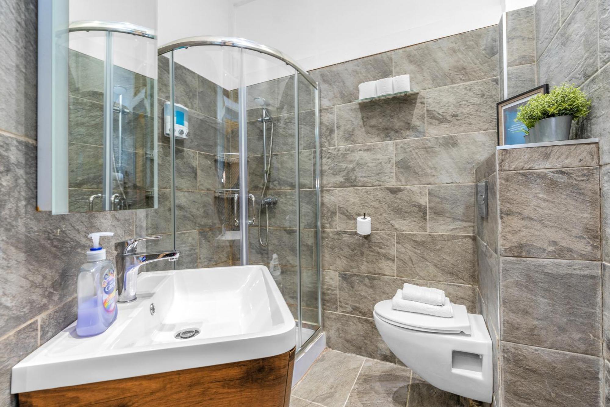 Cosy Modern City Centre Flat Эдинбург Экстерьер фото