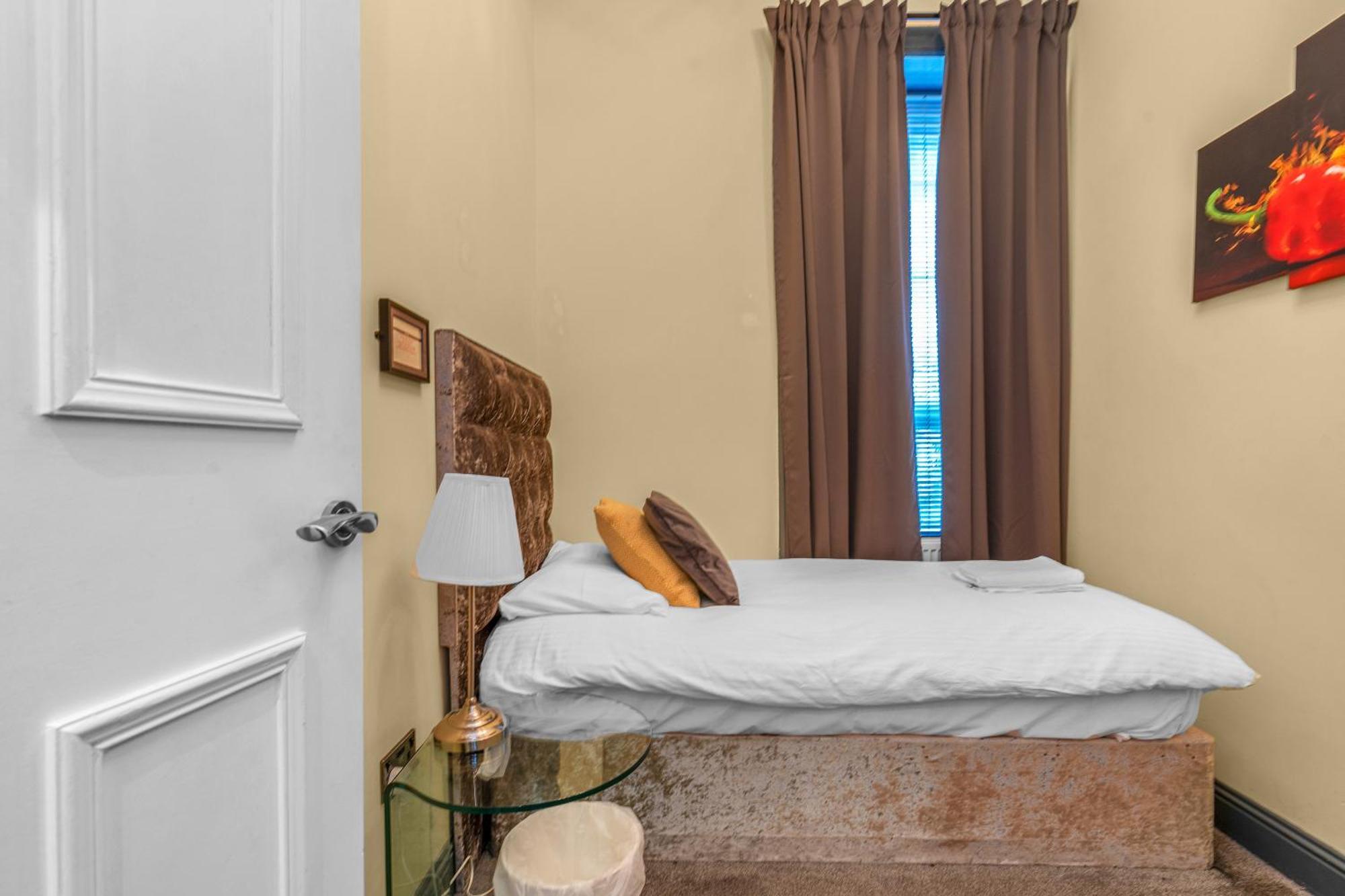Cosy Modern City Centre Flat Эдинбург Экстерьер фото